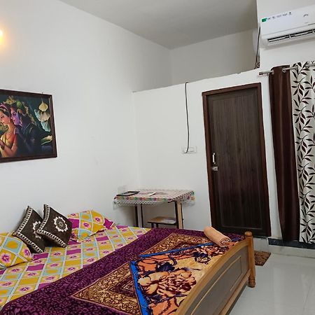 Pratibha Home Stay 자발푸르 외부 사진