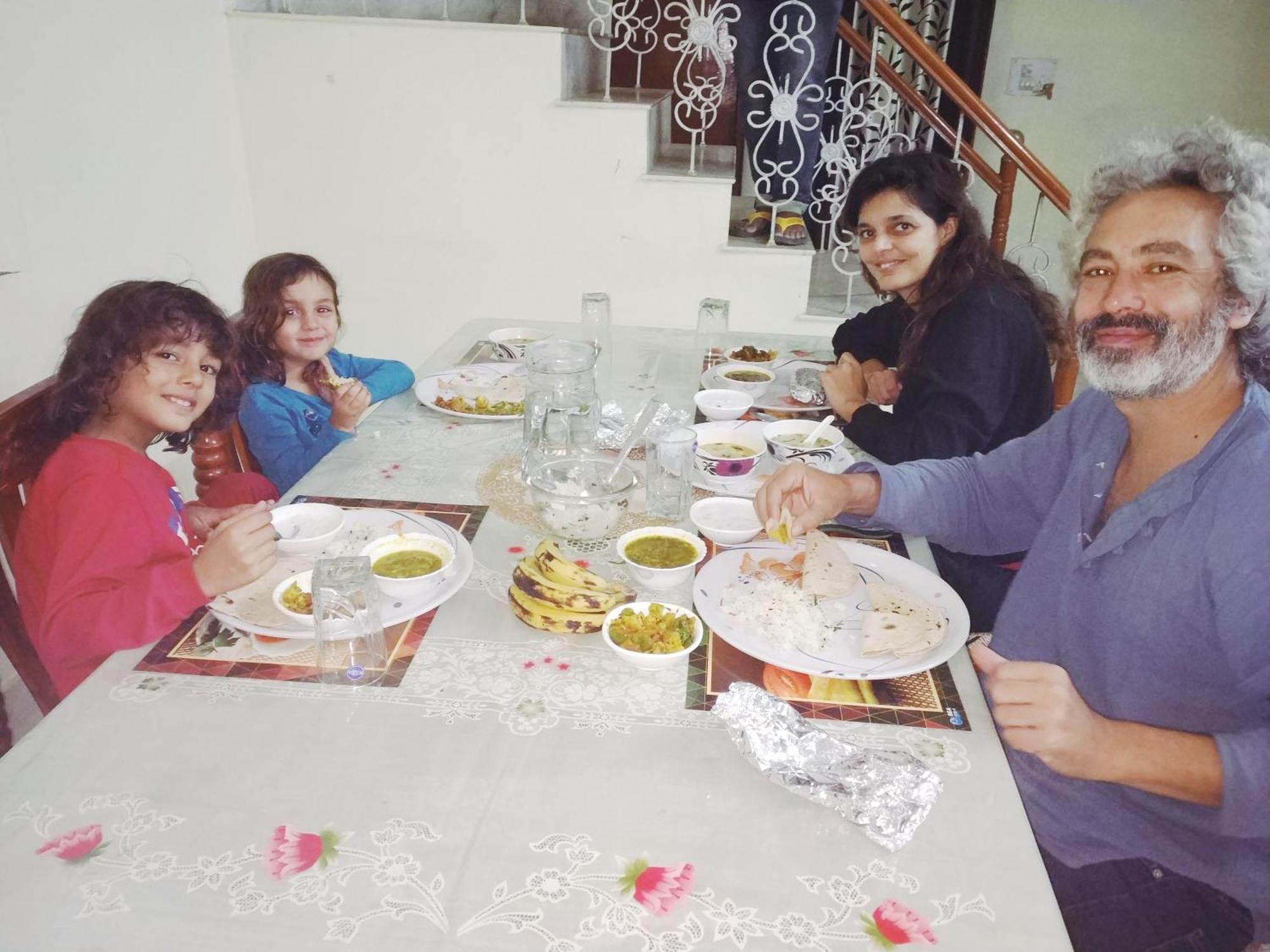 Pratibha Home Stay 자발푸르 외부 사진